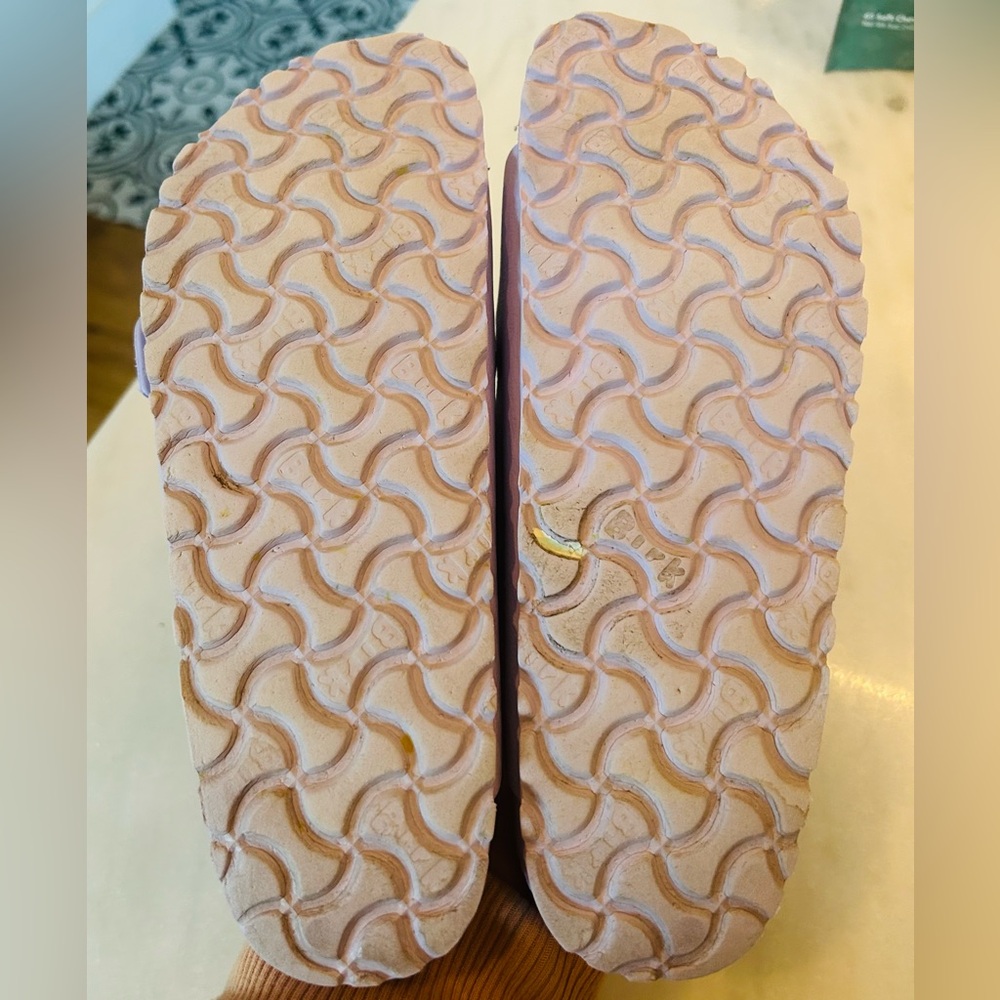 Birkenstock purple sandals    Size 36    5.5 women - Picture 6 of 7